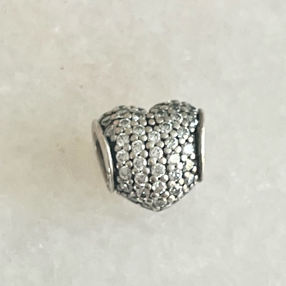 Pandora Charm ✨ Silver Sparkly Shimmer Eternal Love Classic Heart Charm Gem - Picture 2 of 3